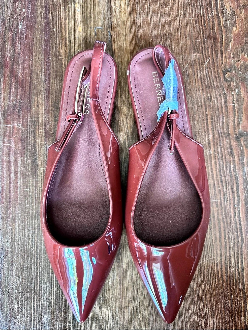 BERRNE Pointed Toe Slingback Heels in deep burnt orange Like New